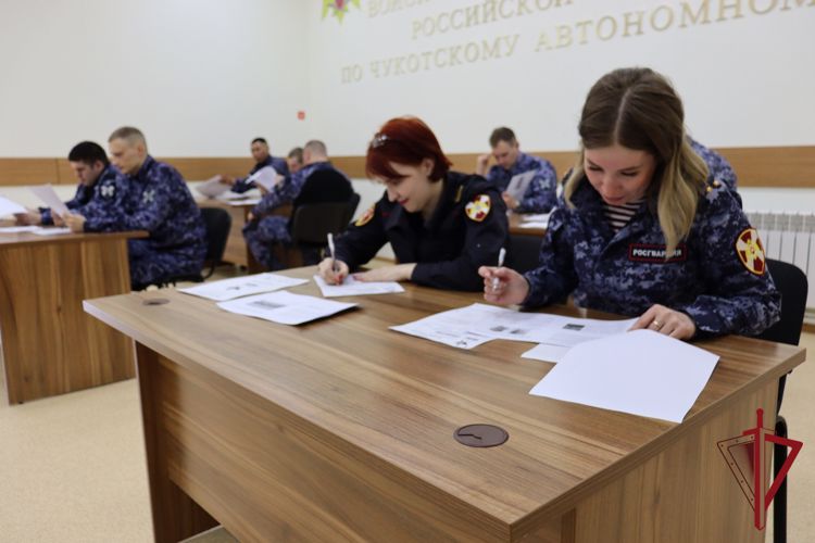 «Диктант Победы» написали росгвардейцы в Анадыре и Певеке