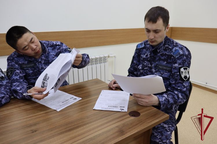 «Диктант Победы» написали росгвардейцы в Анадыре и Певеке