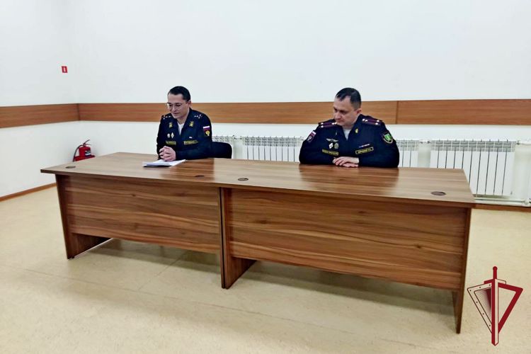 В Управлении Росгвардии по ЧАО прошли правовые занятия