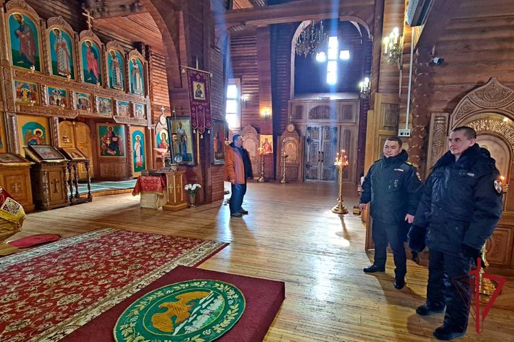 Пасхальные богослужения на Чукотке прошли без происшествий