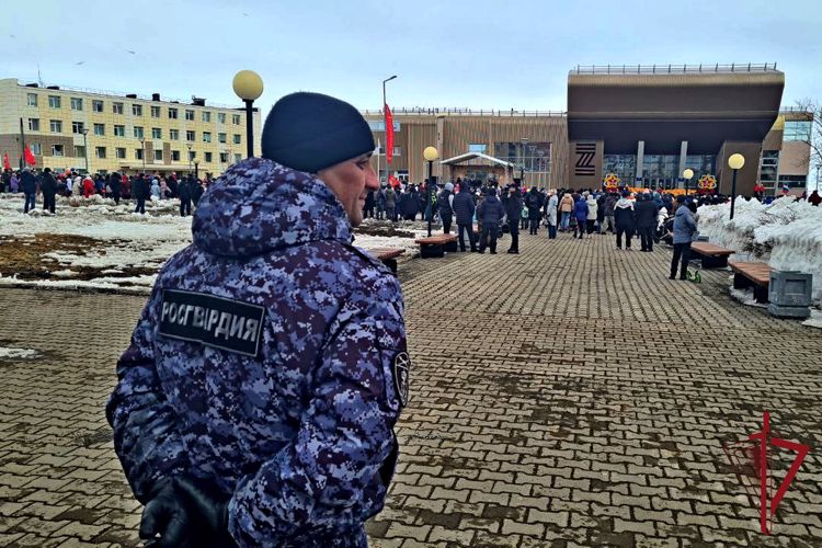 На Чукотке росгвардейцы приняли участие в Параде Победы