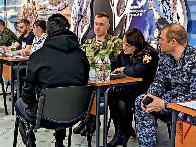 Росгвардия ЧАО приняла участие в федеральном этапе ярмарки вакансий