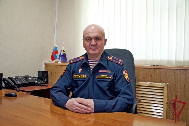 Биография