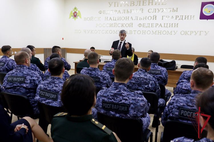 Олег Моисеев рассказал чукотским росгвардейцам о «ядах нового времени»