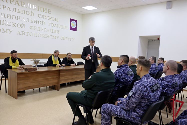 Олег Моисеев рассказал чукотским росгвардейцам о «ядах нового времени»