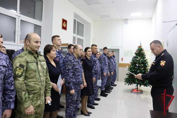 Новые звезды получили росгвардейцы Анадыря