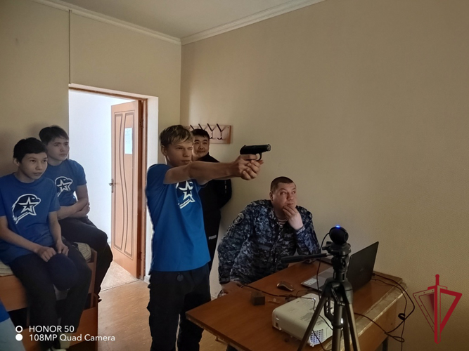 В Чаунском отделе вневедомственной охраны состоялся  День открытых дверей