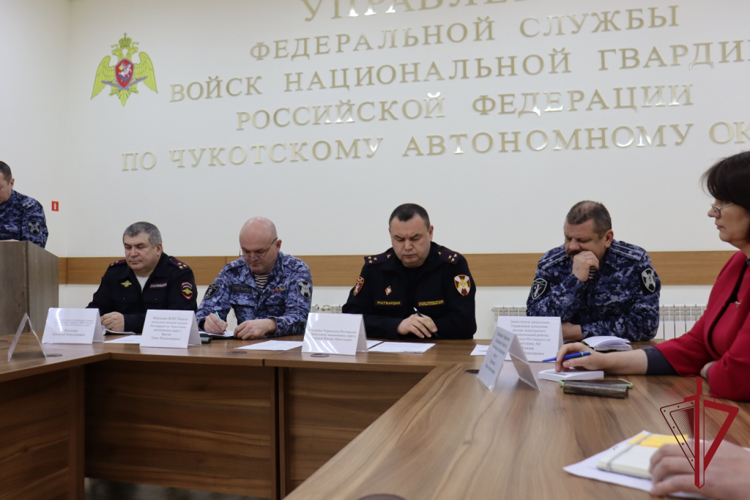 Вопросы частной охранной деятельности обсудили в Управлении Росгвардии на Чукотке