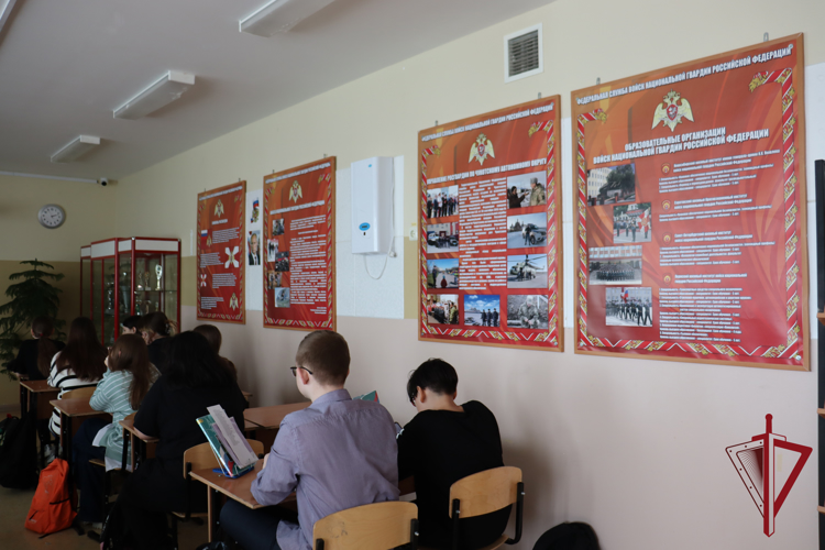 В Анадыре росгвардейцы провели мероприятия, посвященные годовщине катастрофы на Чернобыльской АЭС