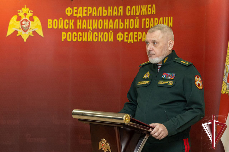 Заместитель директора Росгвардии генерал-полковник Алексей Воробьев поздравил личный состав и ветеранов с 30-летием создания подразделений по взаимодействию со СМИ