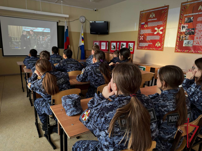 Росгвардейцы на Чукотке провели уроки мужества в преддверии годовщины вывода войск из Афганистана