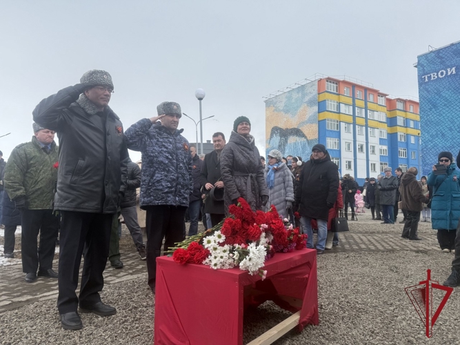 Росгвардия приняла участие в открытии Стелы памяти погибшим защитникам Отечества