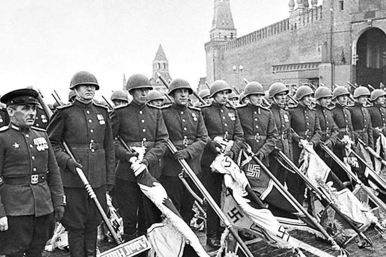 РОСГВАРДИЯ ЧТИТ ПАМЯТЬ ВОИНОВ НКВД – УЧАСТНИКОВ ПАРАДА ПОБЕДЫ 1945 ГОДА 