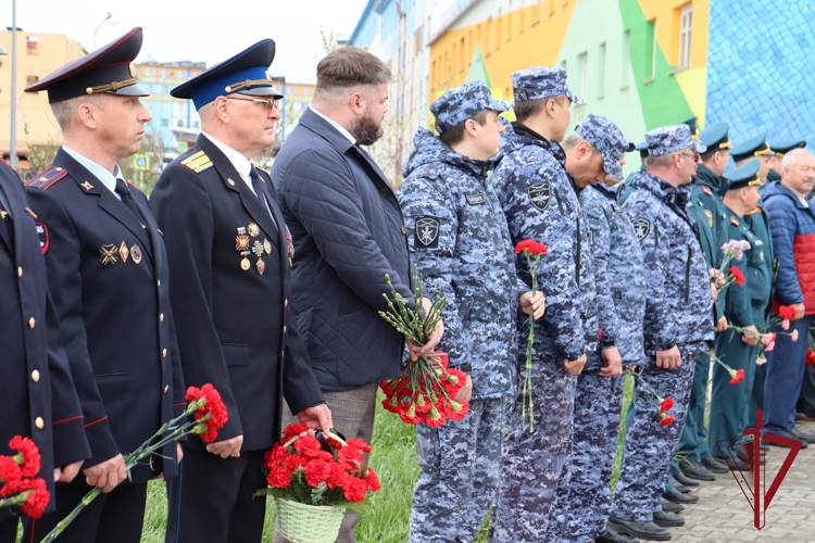 В день ветеранов боевых действий Росгвардия приняла участие в памятном мероприятии в Анадыре