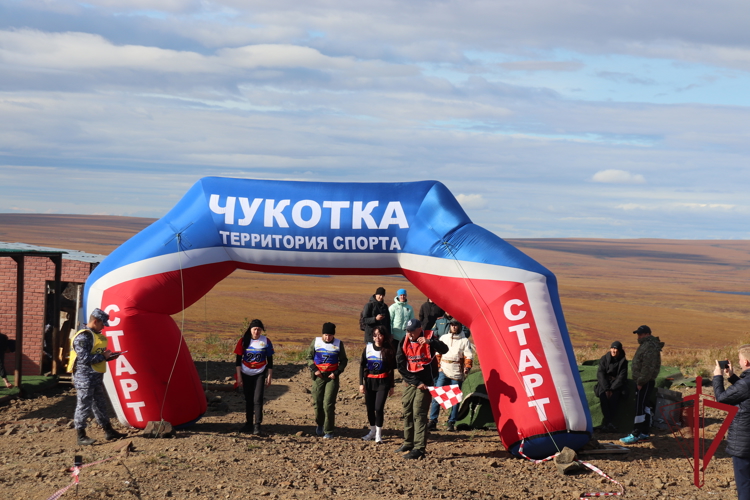 На Чукотке состоялся открытый чемпионат по служебному биатлону среди силовиков