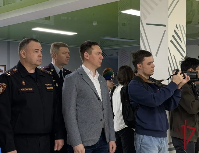 На Чукотке начальник регионального Управления Росгвардии принял участие в открытии Дома «Юнармии» 
