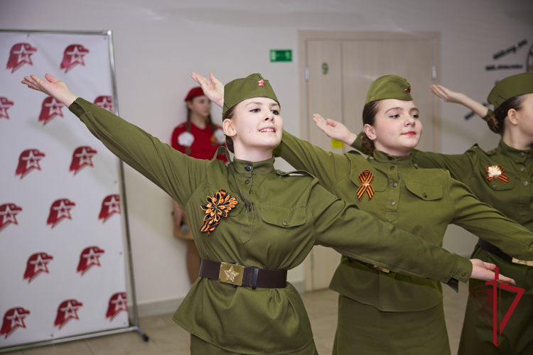 На Чукотке начальник регионального Управления Росгвардии принял участие в открытии Дома «Юнармии» 