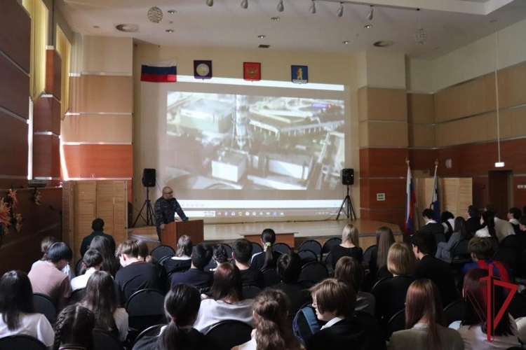 В Анадыре росгвардейцы провели Урок мужества к 40-летию аварии на ЧАЭС 