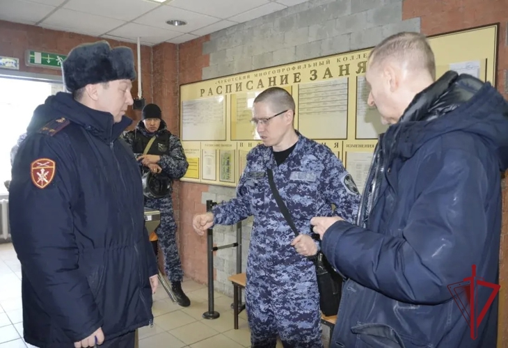 На Чукотке  росгвардейцы приняли участие во Всероссийских учениях по антитеррористической защищенности  объектов образования  
