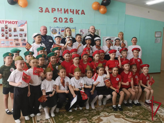 На Чукотке в качестве судьи на военно-патриотической игре «Зарничка-2026» выступил офицер Росгвардии