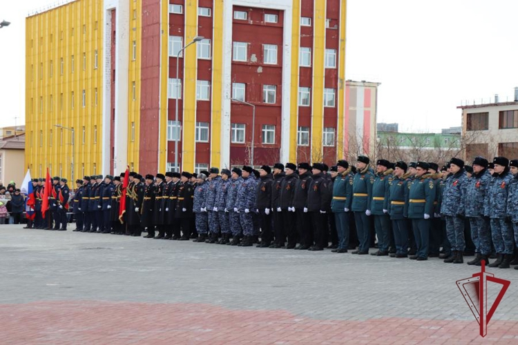 В торжественных мероприятиях в честь празднования 81-й годовщины Великой Победы приняли участие росгвардейцы на Чукотке