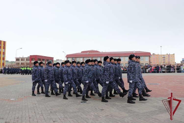 В торжественных мероприятиях в честь празднования 81-й годовщины Великой Победы приняли участие росгвардейцы на Чукотке