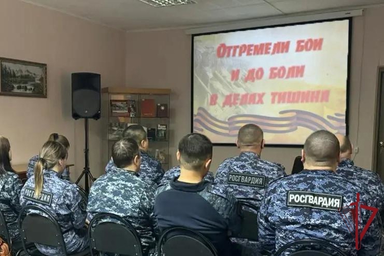 Росгвардейцы и Певекская библиотека провели памятный вечер в честь маршала Жукова, посвященный Дню Победы и 10-летию Росгвардии
