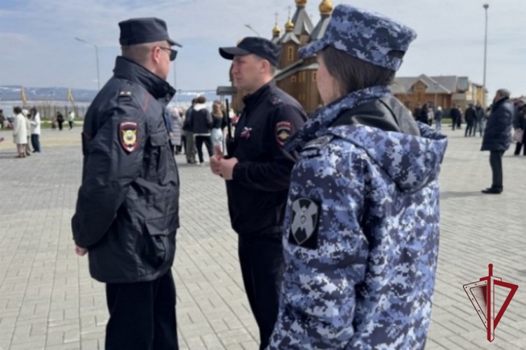 Чукотские росгвардейцы обеспечили охрану   общественного порядка в день празднования Дня России