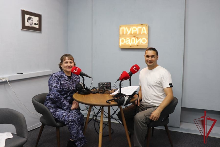 На Чукотке начальник кадрового подразделения Росгвардии рассказала о службе в районах Крайнего Севера в прямом эфире «Радио Пурга» 