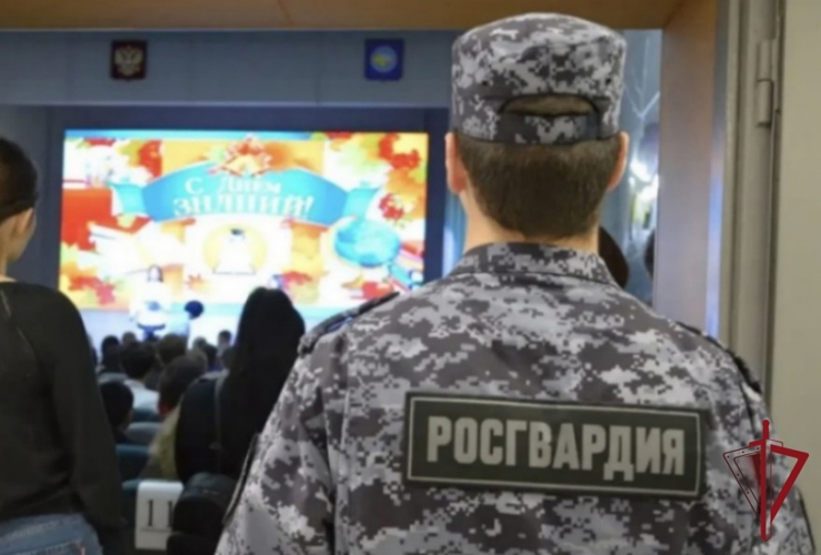На Чукотке росгвардейцы обеспечили безопасность проведения праздничных мероприятий в День знаний